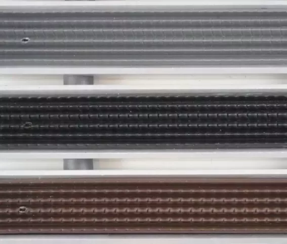 WYCIERACZKA W PROFILU ALUMINIOWYM CLEAN RUBBER 17MM