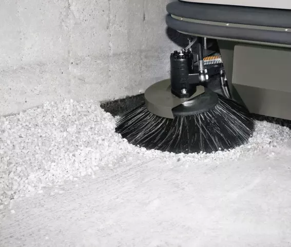 ZAMIATARKA COMAC CS 120 B