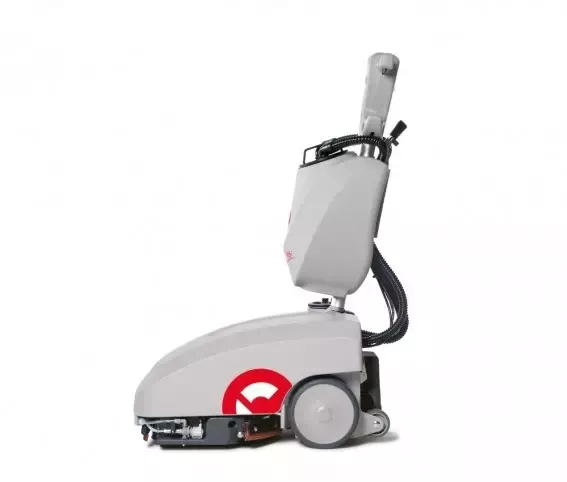 MASZYNA CZYSZCZĄCA COMAC VISPA 35 BS