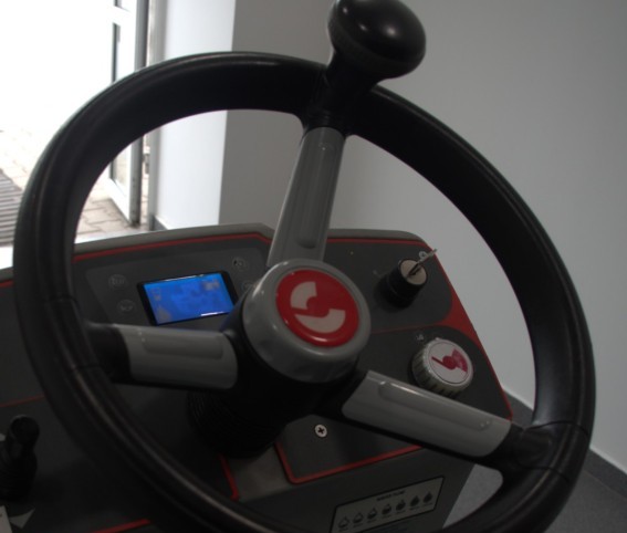 Maszyna Czyszcząca Comac Optima 85 B 