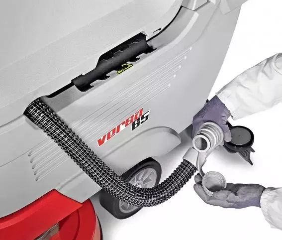 MASZYNA CZYSZCZĄCA COMAC VERSA 65 BTS