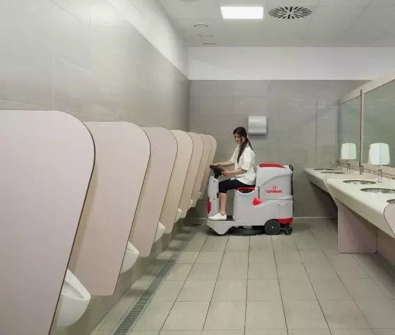 MASZYNA CZYSZCZĄCA COMAC INNOVA 55 B KOMPLET