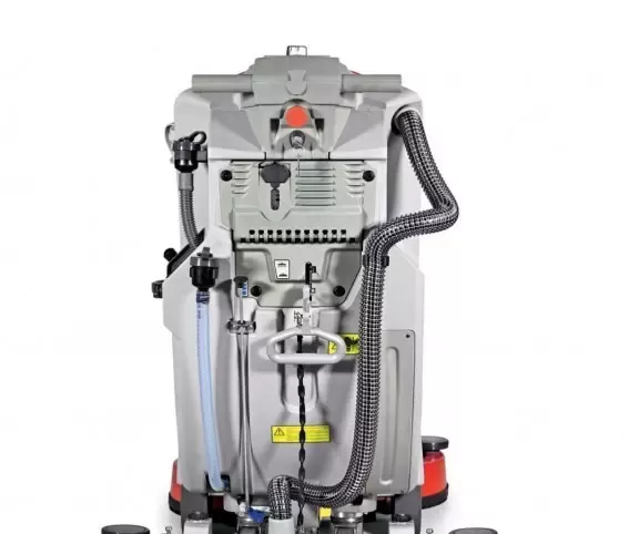 MASZYNA CZYSZCZĄCA COMAC VERSA 65 BTS KOMPLET