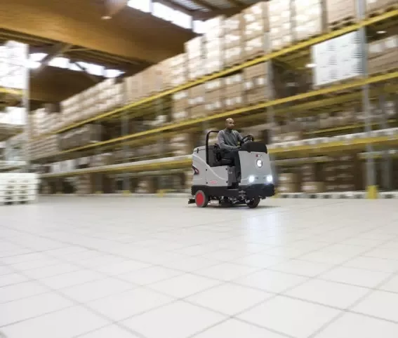 MASZYNA CZYSZCZĄCA COMAC C85 ESSENTIAL KOMPLET