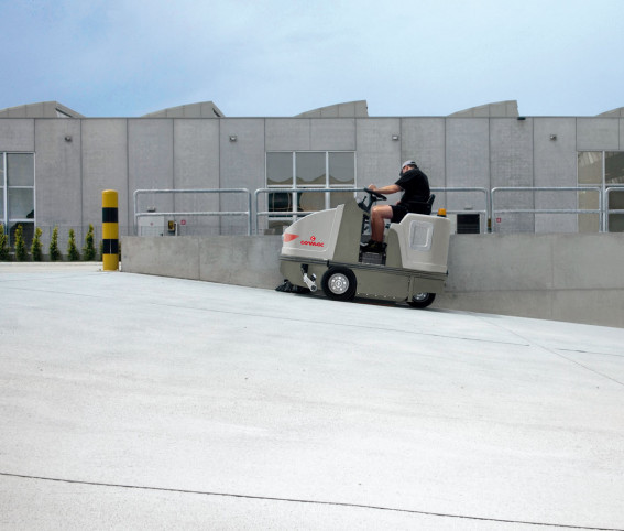 ZAMIATARKA COMAC CS 80 B KOMPLET