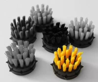 SZCZOTECZKA DO WYCIERACZKI GUMOWEJ AŻUROWEJ