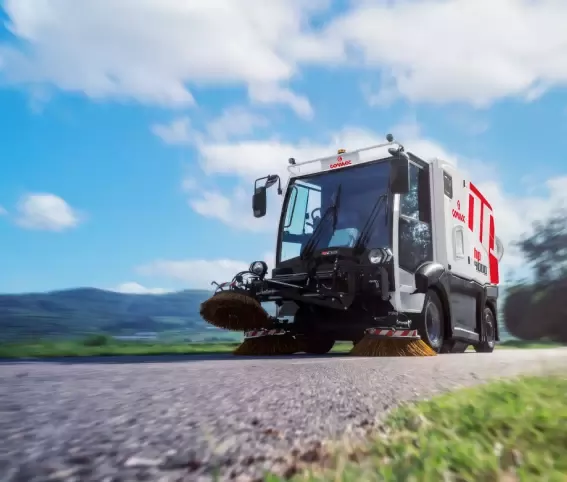 ZAMIATARKA COMAC HP4000