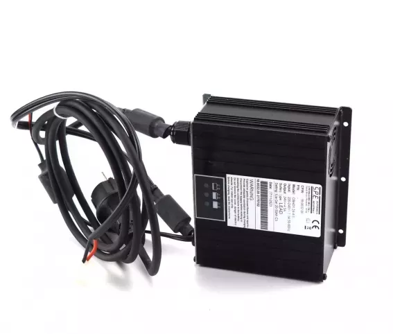 PROSTOWNIK WEW KARCHER BD 40_12 C CBHD1 24V 4,5A IUIa -Gel