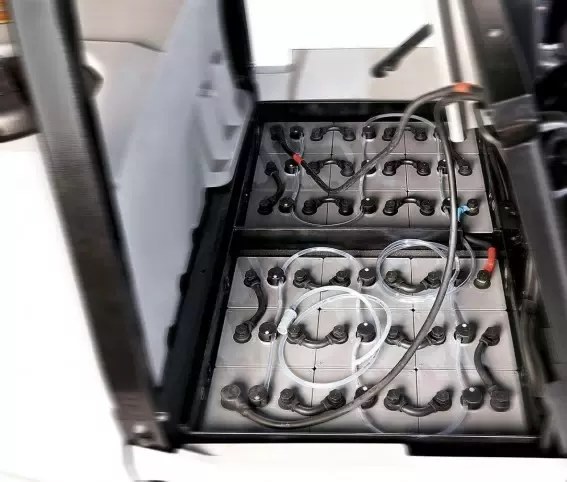 MASZYNA CZYSZCZĄCA COMAC C130 BS ROAD KOMPLET