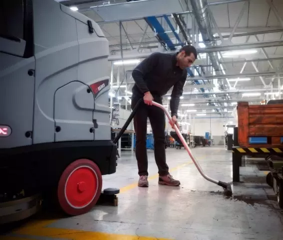 MASZYNA CZYSZCZĄCA COMAC C120 B ESSENTIAL KOMPLET 