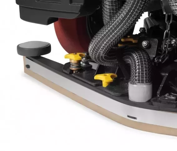 MASZYNA CZYSZCZĄCA COMAC C120 B ESSENTIAL KOMPLET 