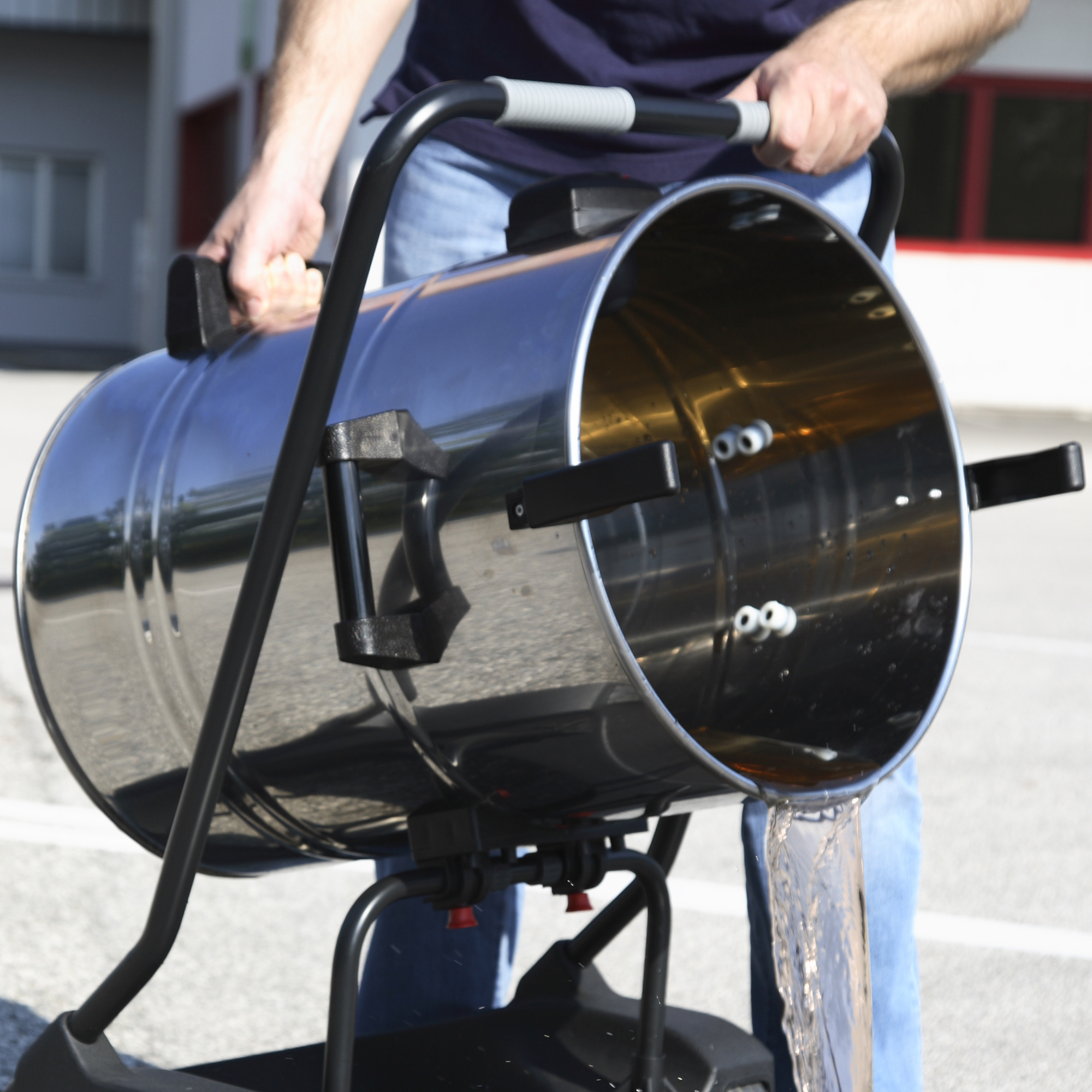 zbiornik odkurzacza przemysłowego do zbierania olejów