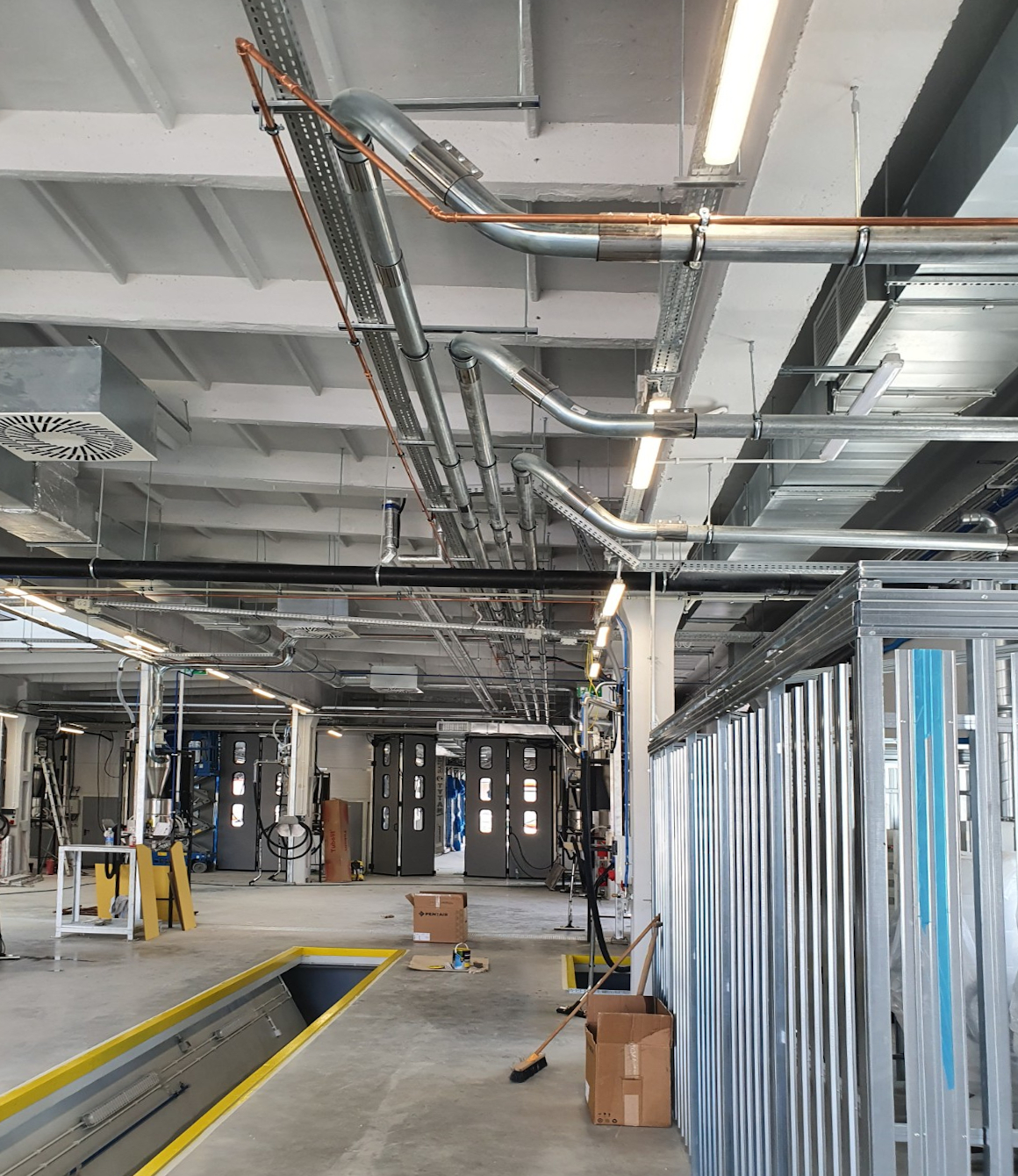 Nowy system utrzymania czystości w autobusach miejskich w Warszawie rozwiązanie dostarczone przez Agapit Cleaning Equipment.