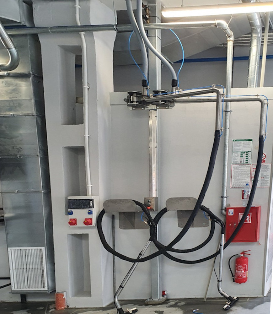 Agapit Cleaning Equipment odpowiedzialny był za przygotowanie specjalnego systemu czyszczenia wnętrza pojazdów opartego na odkurzaczach sucho/mokro 4